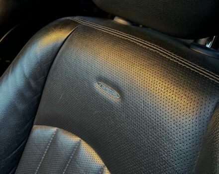 Черный Мерседес 500, объемом двигателя 5 л и пробегом 360 тыс. км за 7799 $, фото 7 на Automoto.ua