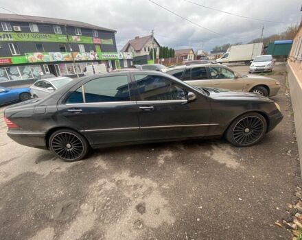 Черный Мерседес 500, объемом двигателя 5 л и пробегом 350 тыс. км за 3500 $, фото 1 на Automoto.ua