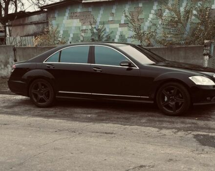 Черный Мерседес 500, объемом двигателя 5.5 л и пробегом 309 тыс. км за 11999 $, фото 14 на Automoto.ua