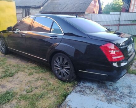 Чорний Мерседес 500, об'ємом двигуна 4.7 л та пробігом 300 тис. км за 11500 $, фото 1 на Automoto.ua