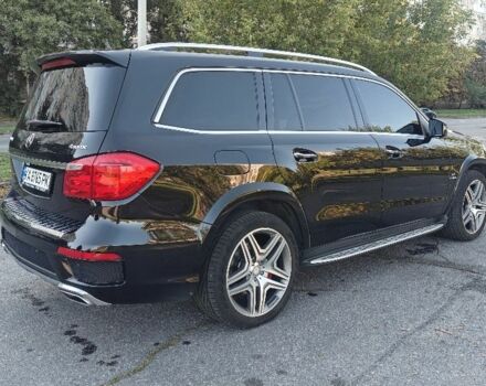 Черный Мерседес 500, объемом двигателя 4.7 л и пробегом 248 тыс. км за 26499 $, фото 5 на Automoto.ua