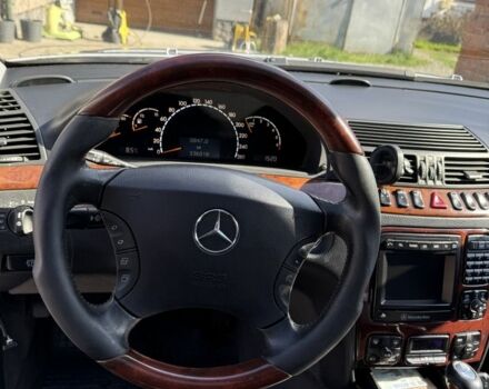 Мерседес 500 2001 у Хусте на Automoto.ua Сірий Мерседес 500, об'ємом двигуна 5 л та пробігом 350 тис. км за 8500 $, фото 3 на Automoto.ua