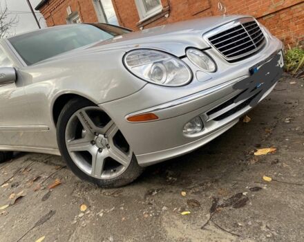 Серый Мерседес 500, объемом двигателя 5 л и пробегом 249 тыс. км за 8000 $, фото 3 на Automoto.ua