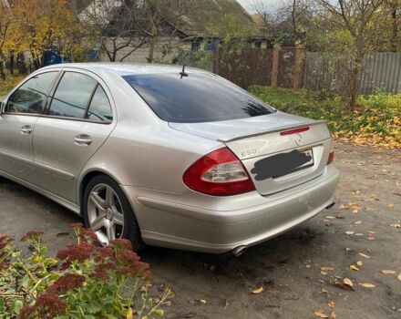 Серый Мерседес 500, объемом двигателя 5 л и пробегом 249 тыс. км за 8000 $, фото 1 на Automoto.ua