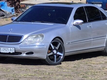 Сірий Мерседес 500, об'ємом двигуна 3.2 л та пробігом 56 тис. км за 6500 $, фото 1 на Automoto.ua