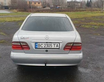 Серый Мерседес 500K, объемом двигателя 2 л и пробегом 346 тыс. км за 2700 $, фото 4 на Automoto.ua