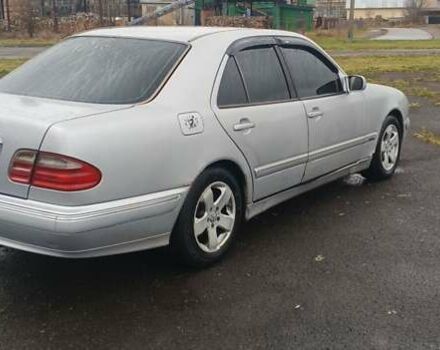 Серый Мерседес 500K, объемом двигателя 2 л и пробегом 346 тыс. км за 2700 $, фото 5 на Automoto.ua