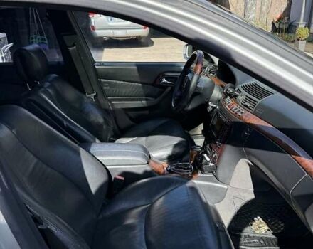 Серый Мерседес 500K, объемом двигателя 5 л и пробегом 350 тыс. км за 8500 $, фото 5 на Automoto.ua