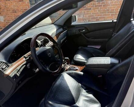 Серый Мерседес 500K, объемом двигателя 5 л и пробегом 350 тыс. км за 8500 $, фото 3 на Automoto.ua