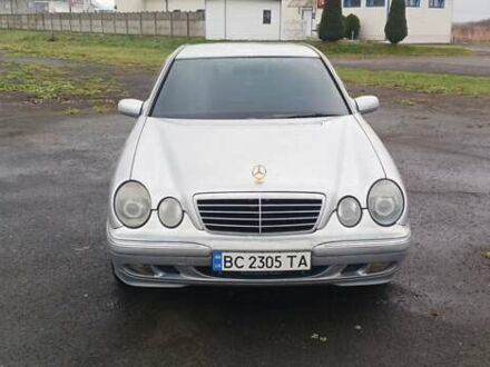 Серый Мерседес 500K, объемом двигателя 2 л и пробегом 346 тыс. км за 2700 $, фото 1 на Automoto.ua