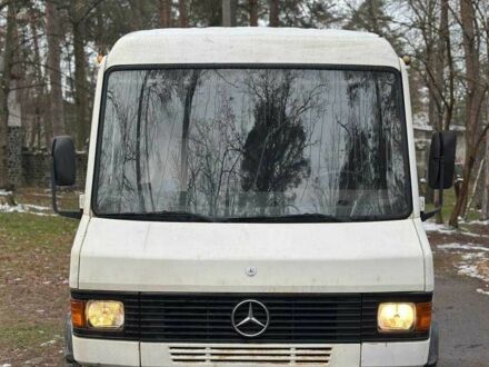 Мерседес 711 груз., об'ємом двигуна 0 л та пробігом 0 тис. км за 5500 $, фото 1 на Automoto.ua