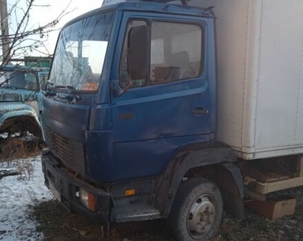 Синій Мерседес 8, об'ємом двигуна 6 л та пробігом 80 тис. км за 6000 $, фото 5 на Automoto.ua