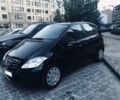 Черный Мерседес А 160, объемом двигателя 2 л и пробегом 170 тыс. км за 8700 $, фото 1 на Automoto.ua