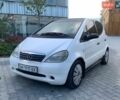 Білий Мерседес А клас, об'ємом двигуна 1.4 л та пробігом 443 тис. км за 2000 $, фото 1 на Automoto.ua