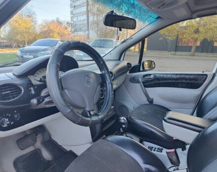 Білий Мерседес А клас, об'ємом двигуна 1.7 л та пробігом 3 тис. км за 3000 $, фото 3 на Automoto.ua