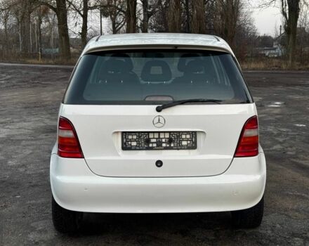 Белый Мерседес А класс, объемом двигателя 0 л и пробегом 180 тыс. км за 4250 $, фото 7 на Automoto.ua
