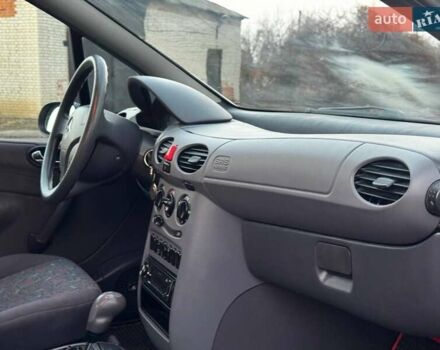 Белый Мерседес А класс, объемом двигателя 1.4 л и пробегом 180 тыс. км за 4250 $, фото 33 на Automoto.ua