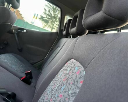 Белый Мерседес А класс, объемом двигателя 0 л и пробегом 180 тыс. км за 4250 $, фото 21 на Automoto.ua