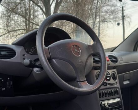 Белый Мерседес А класс, объемом двигателя 0 л и пробегом 180 тыс. км за 4250 $, фото 14 на Automoto.ua