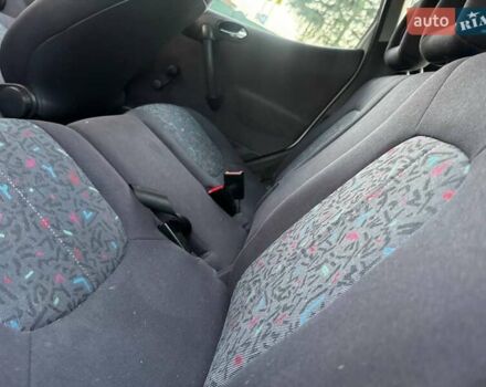 Белый Мерседес А класс, объемом двигателя 1.4 л и пробегом 180 тыс. км за 4250 $, фото 25 на Automoto.ua