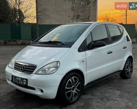 Белый Мерседес А класс, объемом двигателя 1.4 л и пробегом 180 тыс. км за 4250 $, фото 4 на Automoto.ua