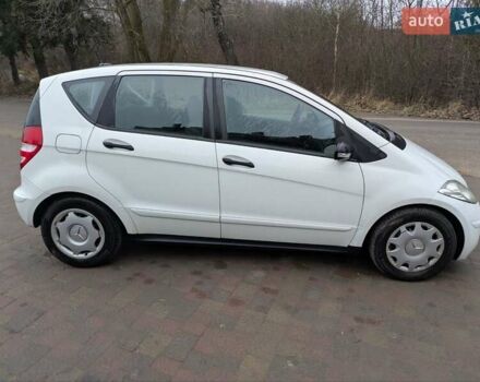 Белый Мерседес А класс, объемом двигателя 1.5 л и пробегом 253 тыс. км за 5800 $, фото 3 на Automoto.ua