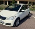Белый Мерседес А класс, объемом двигателя 1.7 л и пробегом 67 тыс. км за 6300 $, фото 1 на Automoto.ua