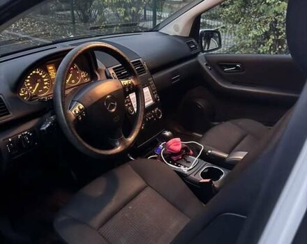 Белый Мерседес А класс, объемом двигателя 1.7 л и пробегом 97 тыс. км за 7900 $, фото 7 на Automoto.ua