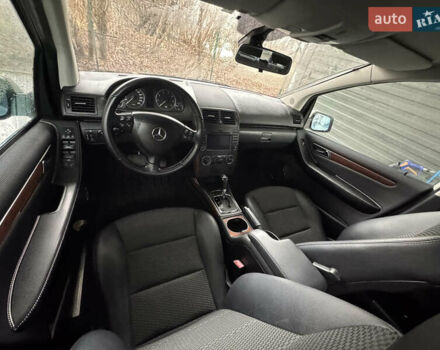 Білий Мерседес А клас, об'ємом двигуна 1.7 л та пробігом 42 тис. км за 8200 $, фото 10 на Automoto.ua