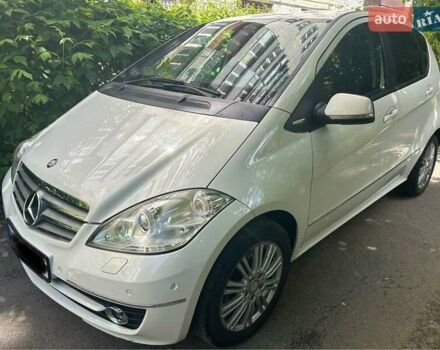 Белый Мерседес А класс, объемом двигателя 1.7 л и пробегом 87 тыс. км за 7700 $, фото 2 на Automoto.ua