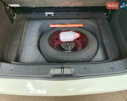 Белый Мерседес А класс, объемом двигателя 1.7 л и пробегом 87 тыс. км за 7700 $, фото 17 на Automoto.ua