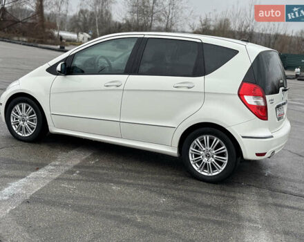 Білий Мерседес А клас, об'ємом двигуна 1.7 л та пробігом 42 тис. км за 8200 $, фото 5 на Automoto.ua