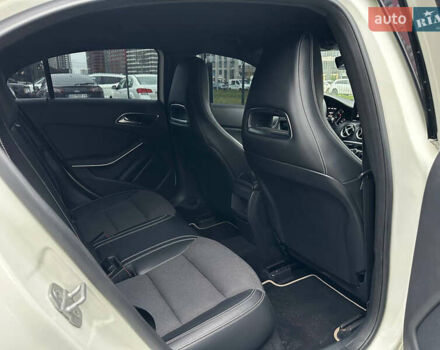 Білий Мерседес А клас, об'ємом двигуна 1.8 л та пробігом 131 тис. км за 12950 $, фото 18 на Automoto.ua