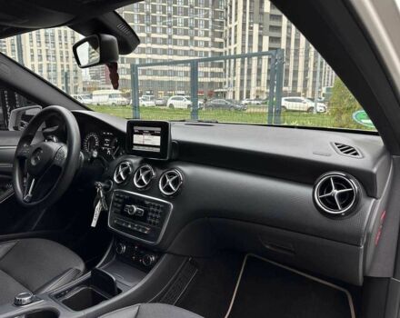 Білий Мерседес А клас, об'ємом двигуна 1.8 л та пробігом 131 тис. км за 12950 $, фото 17 на Automoto.ua