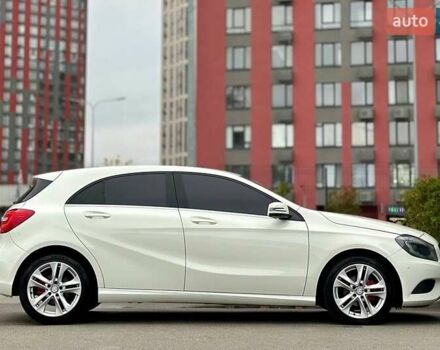 Білий Мерседес А клас, об'ємом двигуна 1.8 л та пробігом 131 тис. км за 12950 $, фото 6 на Automoto.ua