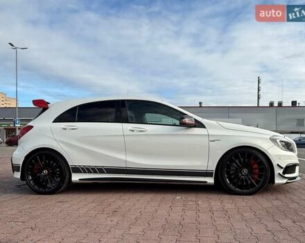 Белый Мерседес А класс, объемом двигателя 2 л и пробегом 146 тыс. км за 25000 $, фото 3 на Automoto.ua