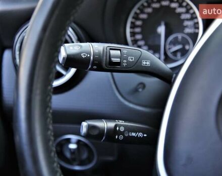 Мерседес А класс 2013 в Киеве на Automoto.ua Белый Мерседес А класс, объемом двигателя 1.8 л и пробегом 82 тыс. км за 17000 $, фото 17 на Automoto.ua