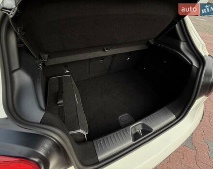 Белый Мерседес А класс, объемом двигателя 2 л и пробегом 146 тыс. км за 25000 $, фото 17 на Automoto.ua