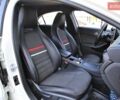 Мерседес А класс 2013 в Киеве на Automoto.ua Белый Мерседес А класс, объемом двигателя 1.8 л и пробегом 82 тыс. км за 17000 $, фото 12 на Automoto.ua