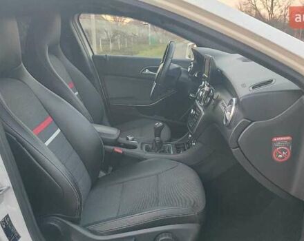 Белый Мерседес А класс, объемом двигателя 0 л и пробегом 167 тыс. км за 12500 $, фото 11 на Automoto.ua