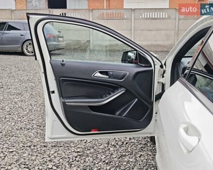 Белый Мерседес А класс, объемом двигателя 1.6 л и пробегом 197 тыс. км за 14499 $, фото 16 на Automoto.ua