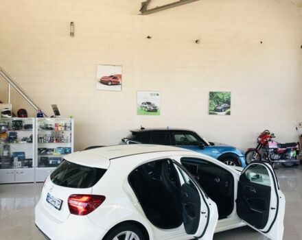 Білий Мерседес А клас, об'ємом двигуна 1.6 л та пробігом 140 тис. км за 13500 $, фото 5 на Automoto.ua