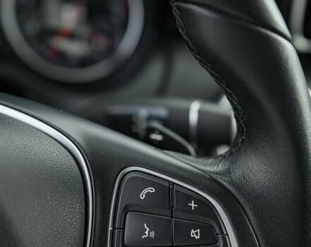 Мерседес А класс 2016 в Львове на Automoto.ua Белый Мерседес А класс, объемом двигателя 1.6 л и пробегом 50 тыс. км за 19000 $, фото 29 на Automoto.ua