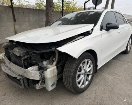 Білий Мерседес А клас, об'ємом двигуна 2 л та пробігом 70 тис. км за 381 $, фото 5 на Automoto.ua