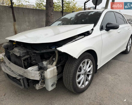 Белый Мерседес А класс, объемом двигателя 1.99 л и пробегом 70 тыс. км за 16666 $, фото 5 на Automoto.ua