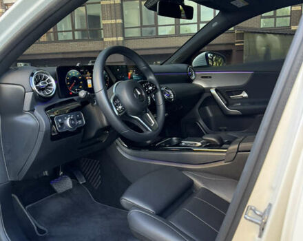 Белый Мерседес А класс, объемом двигателя 1.99 л и пробегом 16 тыс. км за 29000 $, фото 23 на Automoto.ua