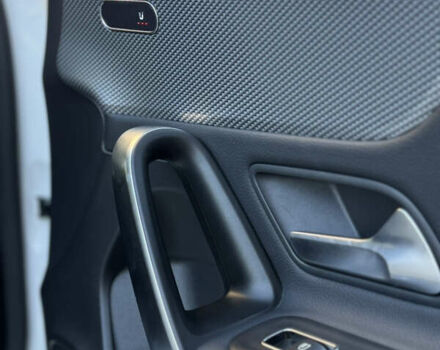 Белый Мерседес А класс, объемом двигателя 1.99 л и пробегом 16 тыс. км за 29000 $, фото 28 на Automoto.ua