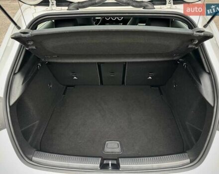 Белый Мерседес А класс, объемом двигателя 1.95 л и пробегом 15 тыс. км за 37500 $, фото 37 на Automoto.ua