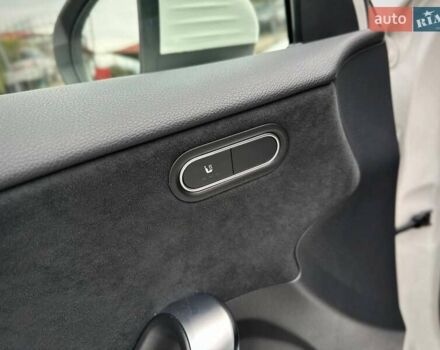 Белый Мерседес А класс, объемом двигателя 1.95 л и пробегом 15 тыс. км за 37500 $, фото 41 на Automoto.ua