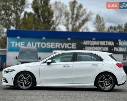 Белый Мерседес А класс, объемом двигателя 1.95 л и пробегом 15 тыс. км за 37500 $, фото 7 на Automoto.ua